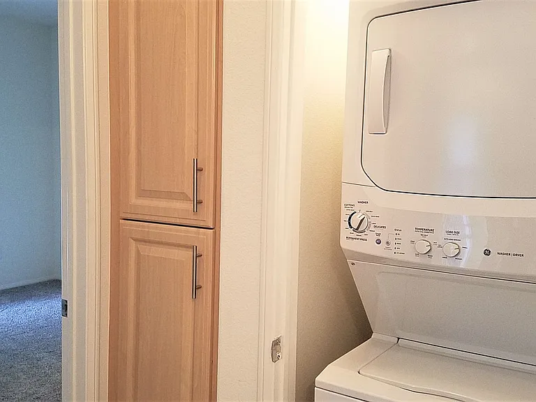 Via Ventura Apartments — Photo 19