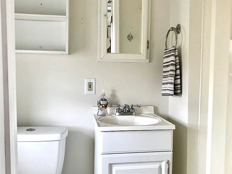 32 Wilmer Ave — Photo 12