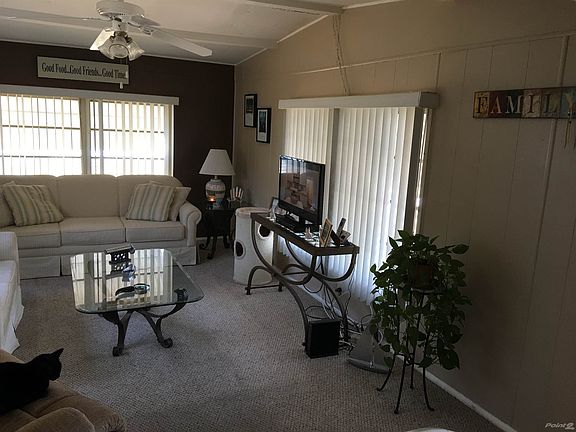 3rd image of 95 Camellia St