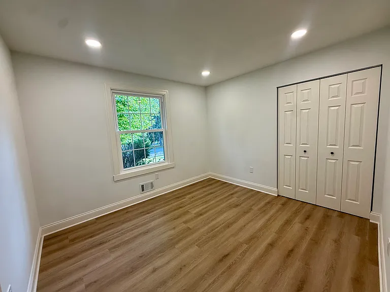9398 Paulskirk Dr — Photo 14