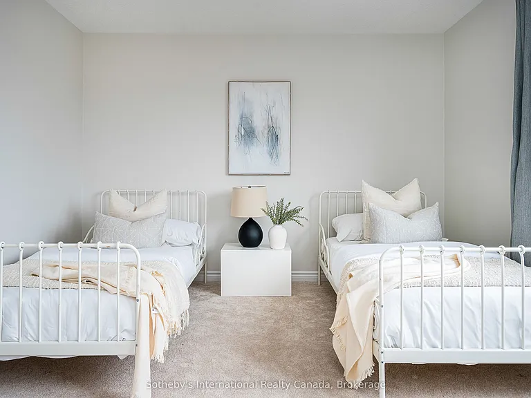 45 McLean Ave — Photo 35