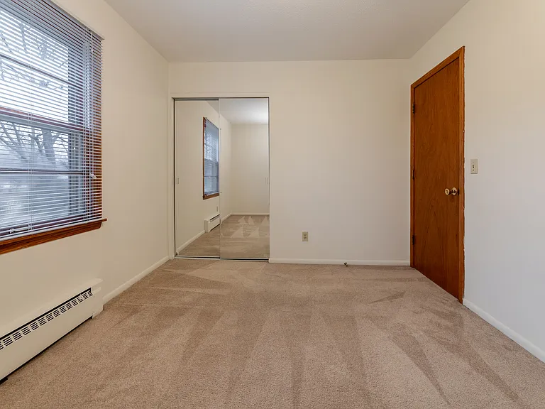 9106 Nicollet — Photo 16