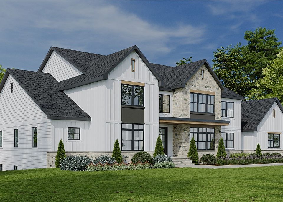 2nd image of 590 Club Dr