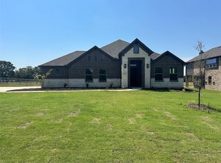 7476 W Line Rd, Collinsville, TX 76233