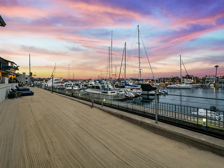 The Waterfront — Photo 159