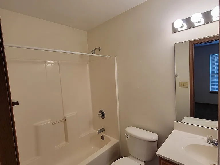 80 Phillips Ct — Photo 9