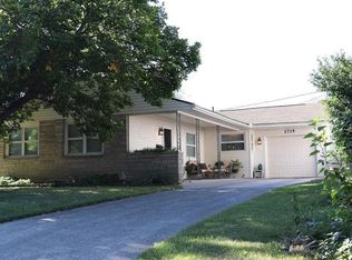 2715 Saint Patrick Rd, Columbus, OH 43204