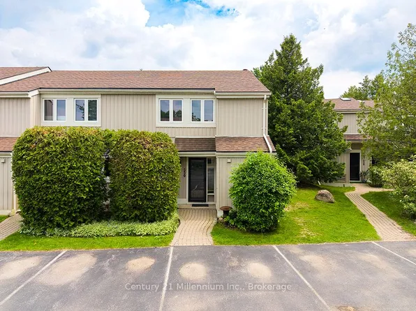 22 Dawson Dr #530, Collingwood, ON L9Y 5B4