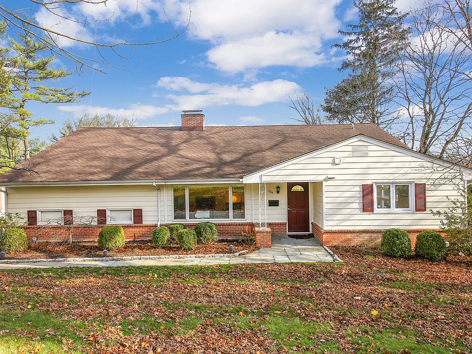 304 Betsy Brown Road