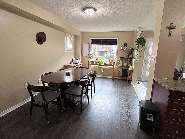 26 Atlantis Dr — Photo 7