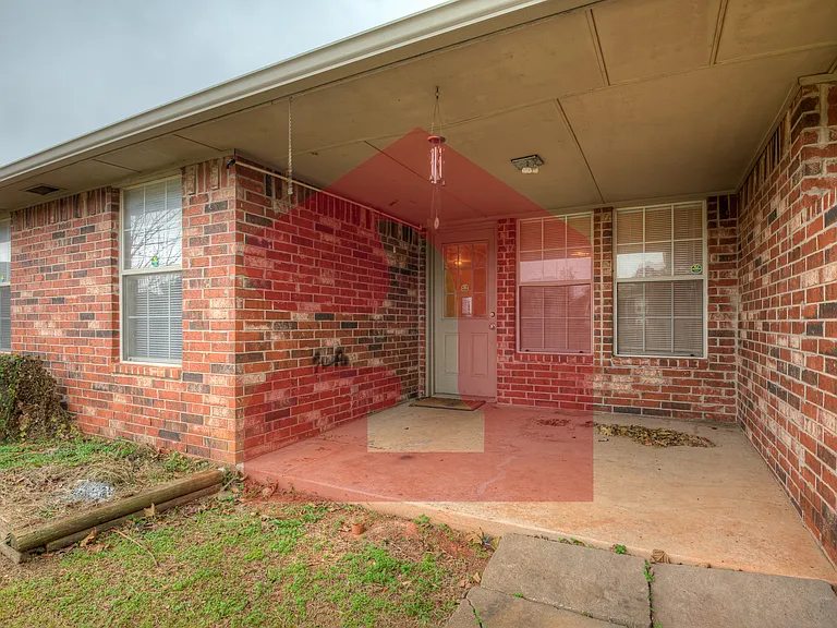 2711 Silvertree Dr — Photo 46
