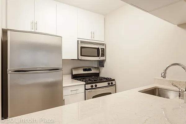 Rented by Milford Management | media 23