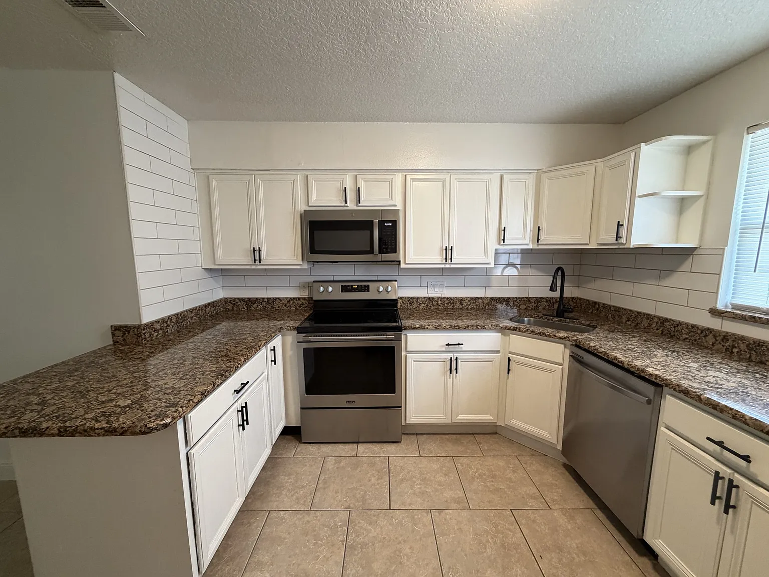 525 Conway Road - 59 — Photo 4