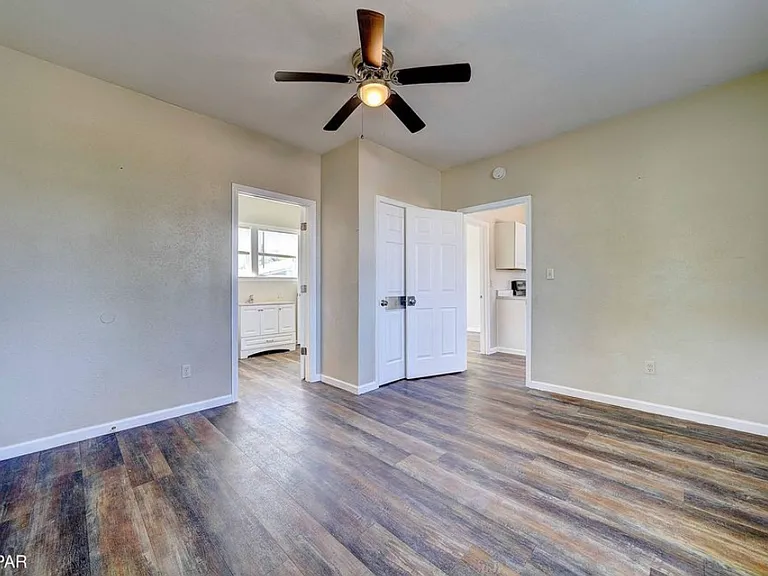 266 N East Ave #266 — Photo 11