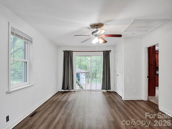 5th image of 6210 Grove Park Blvd