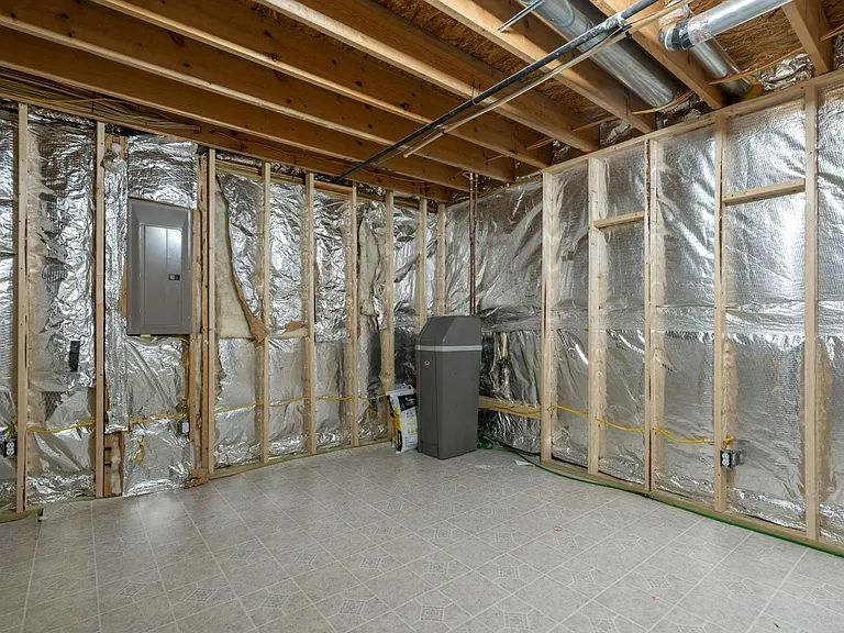 3510 King Edward Way — Photo 37