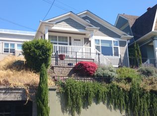 608 Ward St, Seattle, WA 98109