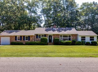 2921 Rolyart Rd, Petersburg, VA 23805