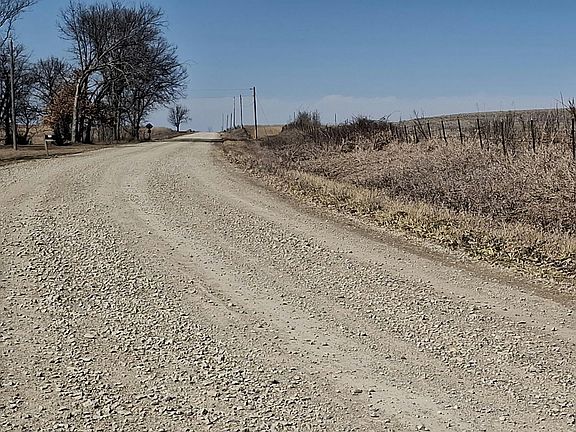 5th image of 23871 Saint Johns Rd