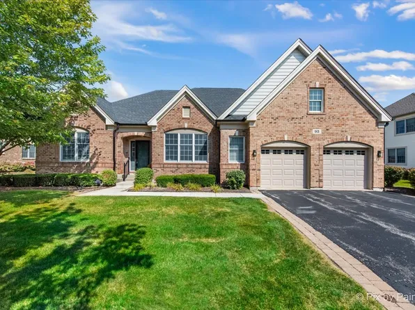 93 Open Pkwy S, Hawthorn Woods, IL 60047