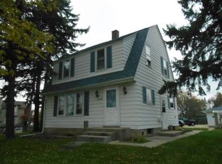 10540 W Beloit Rd, Greenfield, WI 53228