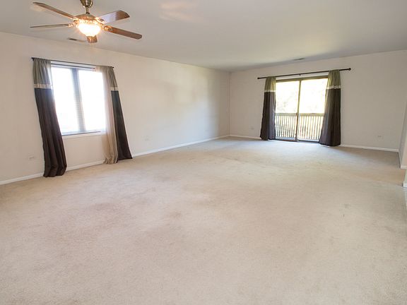 5th image of 453 Burlington Ave APT 3
