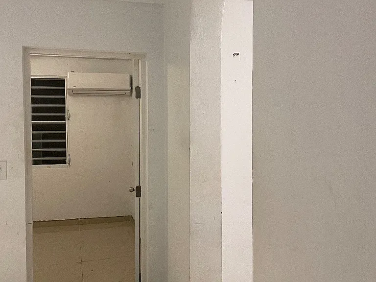 Unit Photo