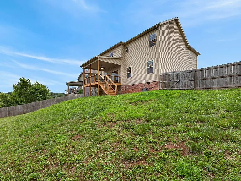 792 Crestone Ln — Photo 30
