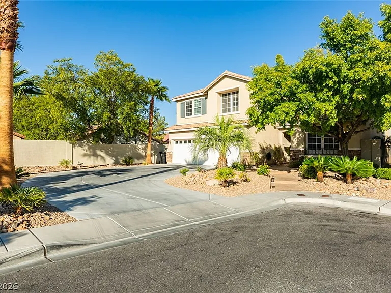 5056 Shadow Palm Ct — Photo 2