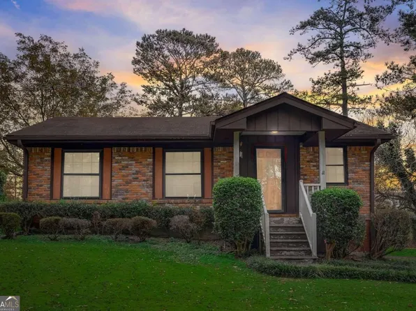 4464 Craig Dr, Ellenwood, GA 30294