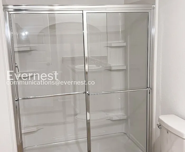 6681 Hollywood Ave — Photo 13