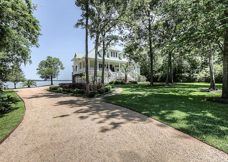1st image of 3746 Shore Shadows Dr