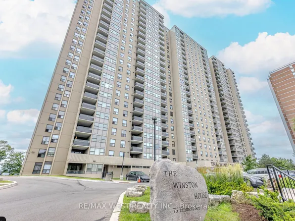75 Emmett Ave #1712, Toronto, ON M6M 5A7