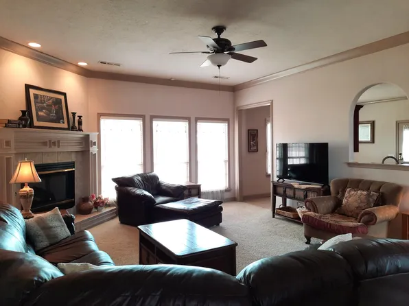 (undisclosed Address), Springdale, AR 72764