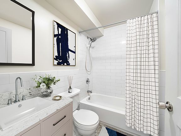 5th image of 203 Huron St APT 3B
