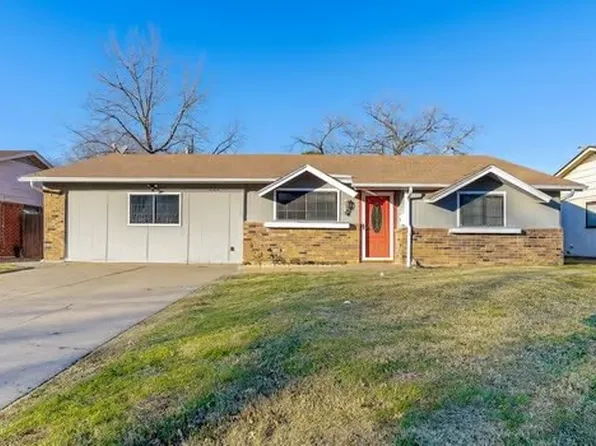 3209 McDermott St, Irving, TX 75061