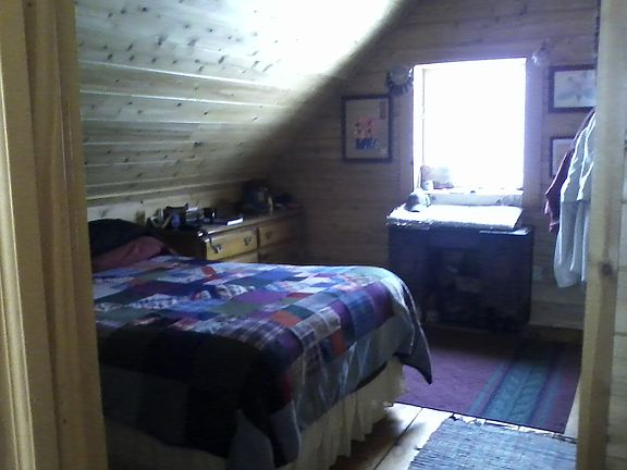 MASTER BEDROOM/BATHROOM