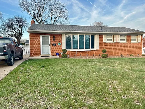 36753 Greenbush Rd, Wayne, MI 48184