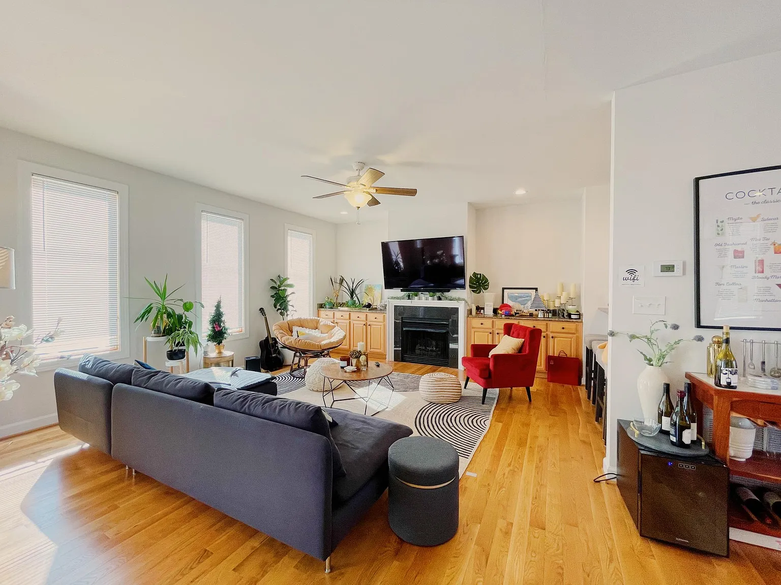 4644 Lake Dr — Photo 3
