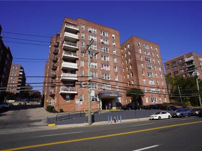 365 Bronx River Road #LH, Yonkers, NY, 10704