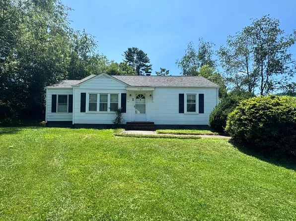 469 Nuckolls Curve Rd, Galax, VA 24333