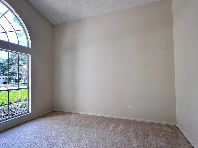 7468 Aprelle Dr — Photo 4