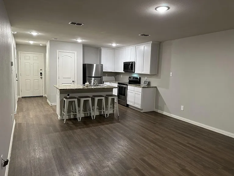 2503 Jax St — Photo 12