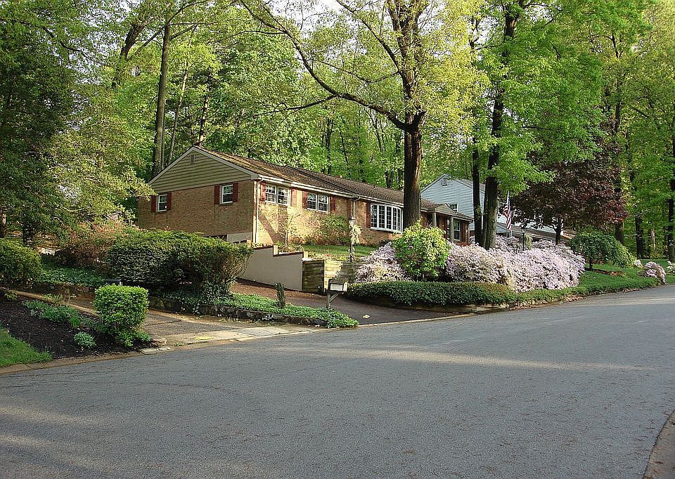 street view/garage side