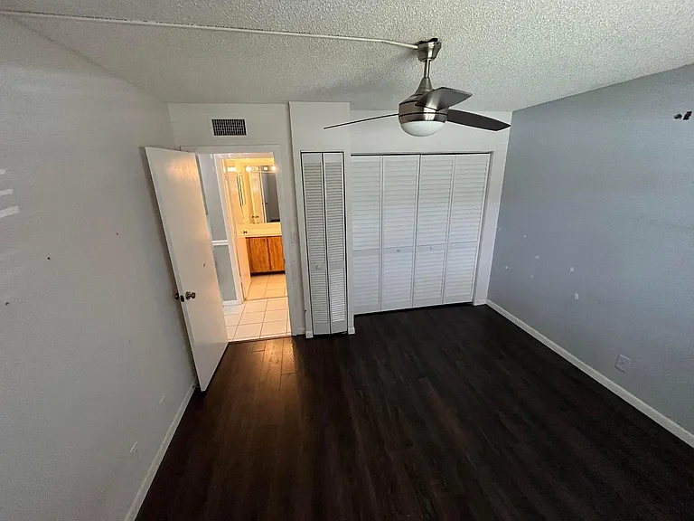 4491 Crystal Lake Dr — Photo 12