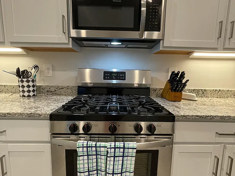 15950 Clear Skies Pl — Photo 13