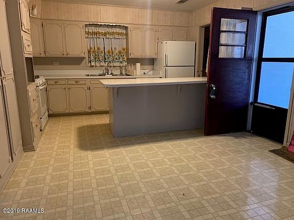 2nd image of 1726 Michael St