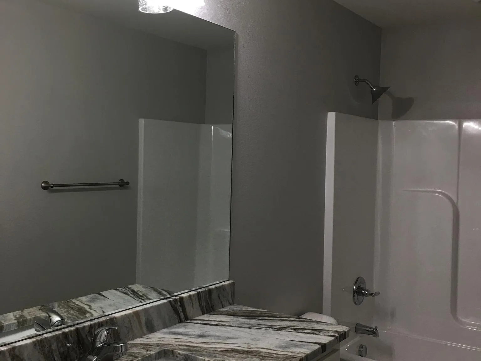 4 bed, 1727 sqft, $1,600 — Photo 4