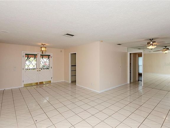 2nd image of 8406 Quartz Pl