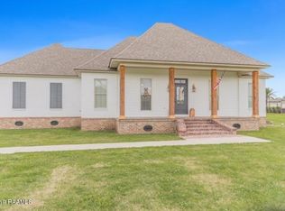 195 Canino Rd, Rayne, LA 70578